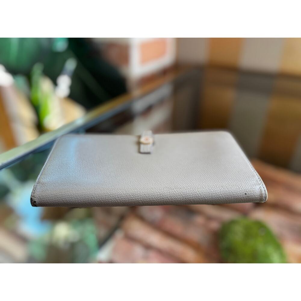 Chanel Gray Coco Button Wallet - image 3